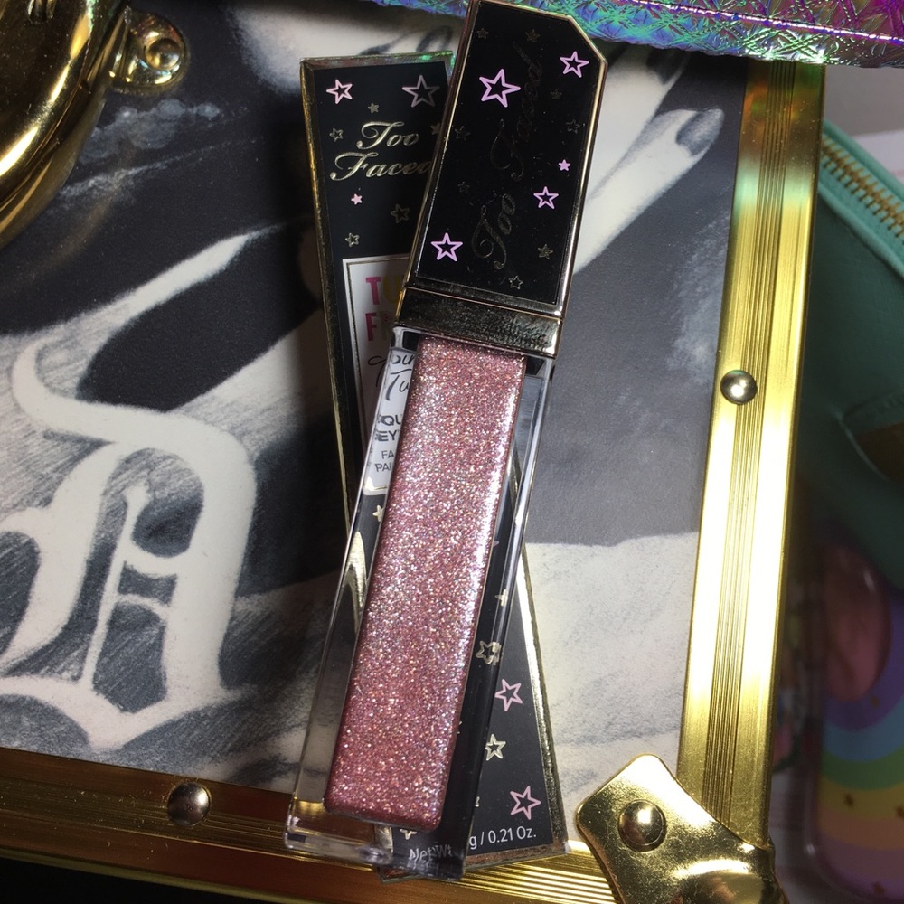 Too Faced Twinkle Twinkle Glitter Eyeshadow